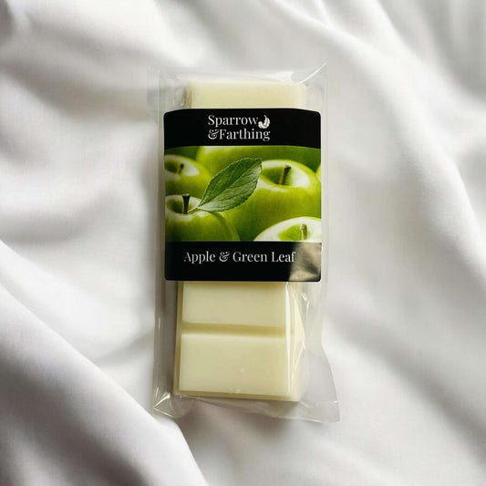 Apple & Green Leaf Snap Bar